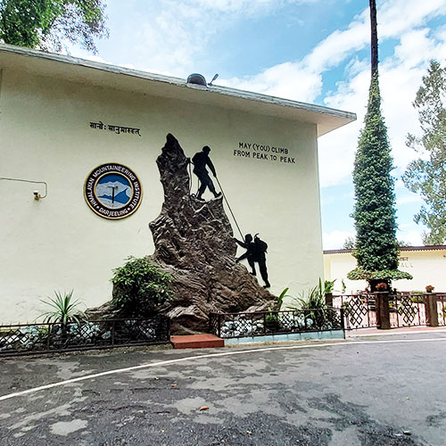Himalayan Mountaineering Institute